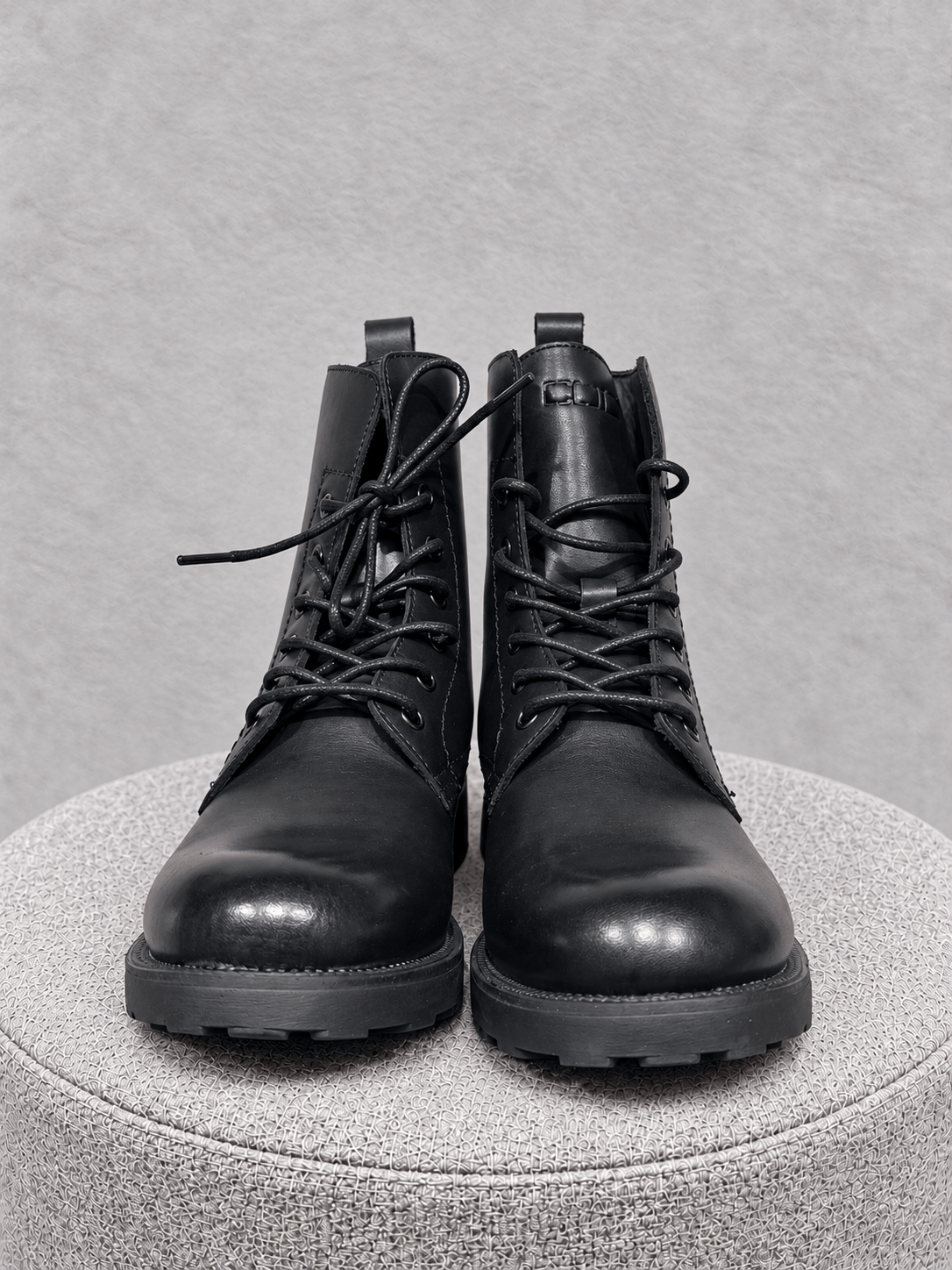 Stivaletto Stringato in Pelle Nera - immagine 3